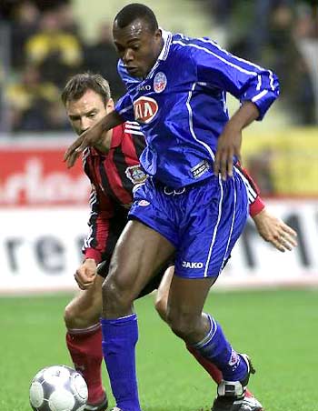 也为香港球 也为香港球