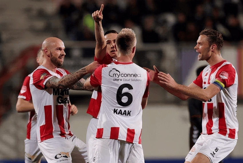 队走向胜利 队走向胜利