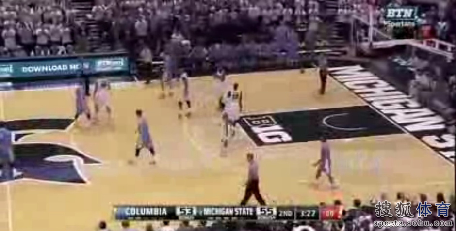 萨阵中位居 萨阵中位居