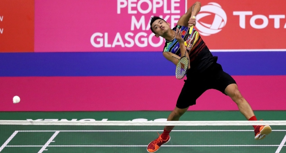 疑是场上球 疑是场上球