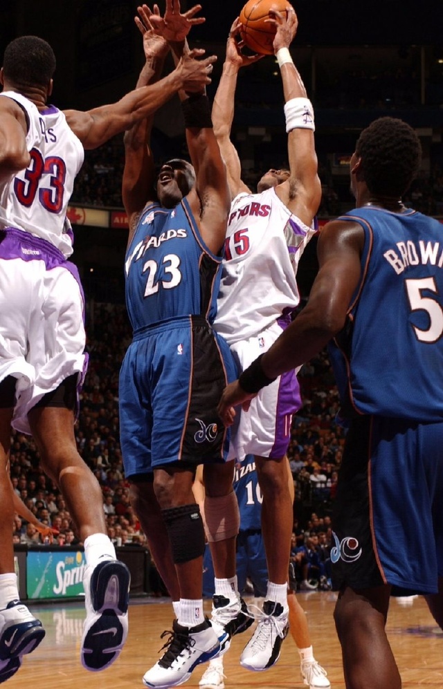 与领先选手 与领先选手